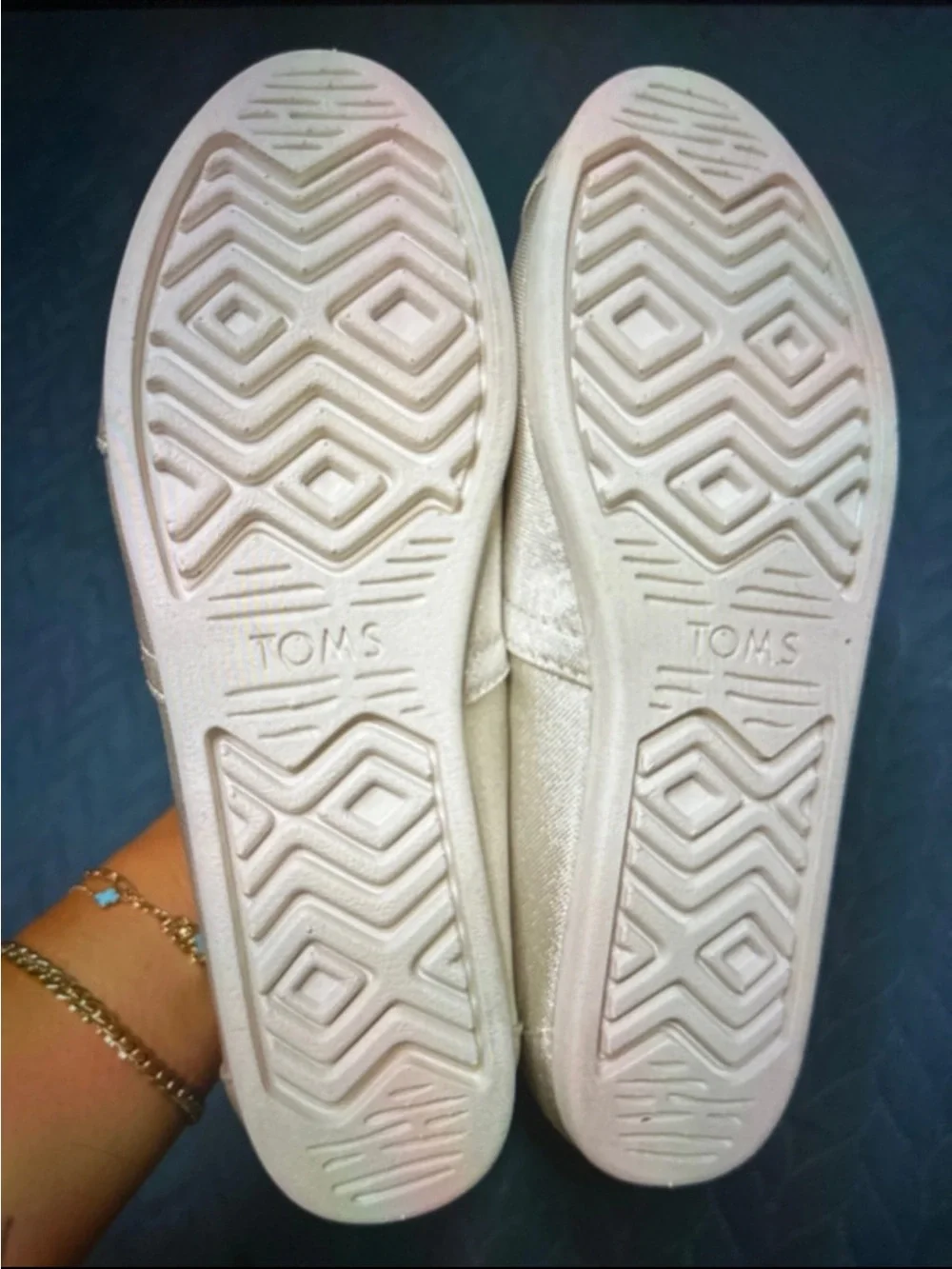 Toms Women's Sparkle Slip-On Flats — Champagne Knit